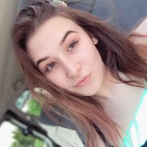 Meet your Posher, Maddie